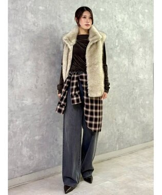 GRACE CONTINENTAL フェイクファージレ ベージュ