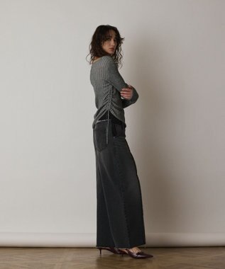 GRACE CONTINENTAL ラメリブクルーネックトップ ブラック