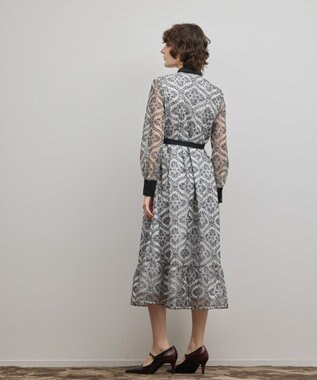 GRACE CONTINENTAL オーナメント刺繍フレアワンピース キナリ