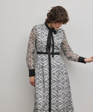 GRACE CONTINENTAL オーナメント刺繍フレアワンピース キナリ