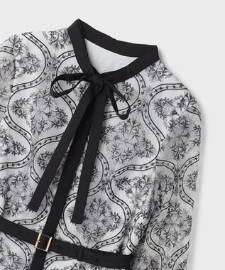 GRACE CONTINENTAL オーナメント刺繍フレアワンピース キナリ