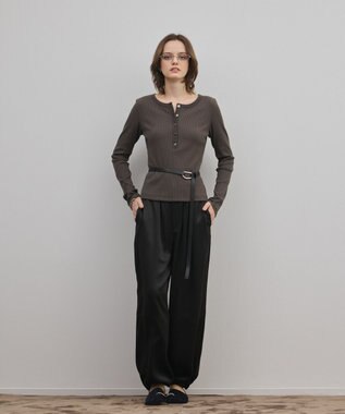 GRACE CONTINENTAL ヘンリーネックカットトップ ブラウン