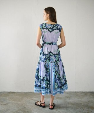 GRACE CONTINENTAL フレームプリントギャザーワンピース ネイビー