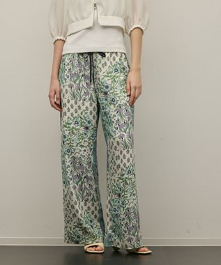 GRACE CONTINENTAL プリントイージーパンツ