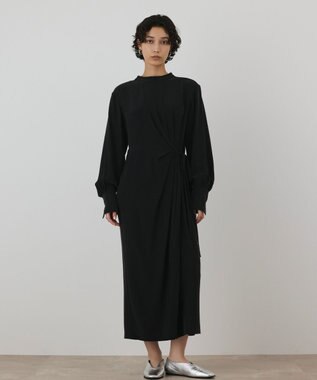 GRACE CONTINENTAL シルクデシンドレープワンピース