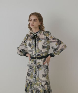 GRACE CONTINENTAL オーナメントフラワープリントワンピース キナリ