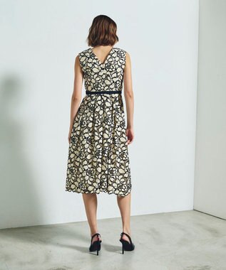 GRACE CONTINENTAL ローズレースドレス キナリ