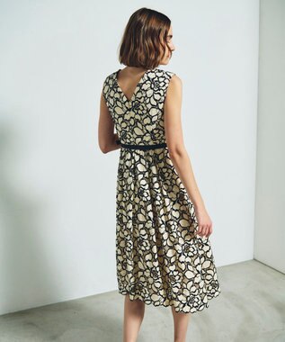 GRACE CONTINENTAL ローズレースドレス キナリ