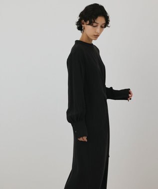 GRACE CONTINENTAL シルクデシンドレープワンピース ブラック