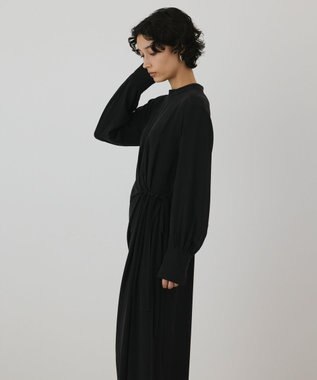 GRACE CONTINENTAL シルクデシンドレープワンピース ブラック