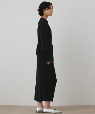 GRACE CONTINENTAL シルクデシンドレープワンピース ブラック