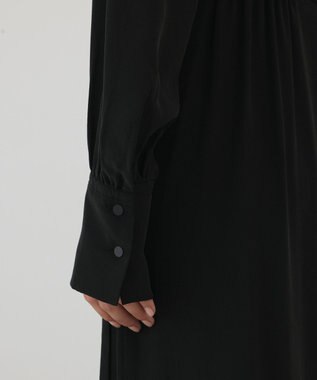 GRACE CONTINENTAL シルクデシンドレープワンピース ブラック