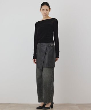 GRACE CONTINENTAL フェイクレザーラップスカート ブラック