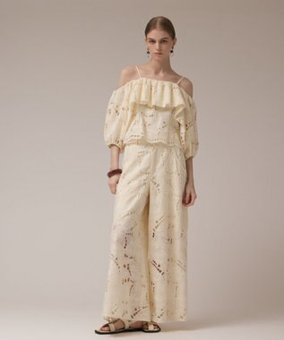 GRACE CONTINENTAL カットワークオフショルトップ キナリ