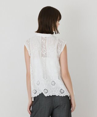 GRACE CONTINENTAL 刺繍スキッパートップ ホワイト