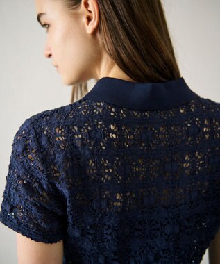 GRACE CONTINENTAL レースカットスキッパートップ ネイビー