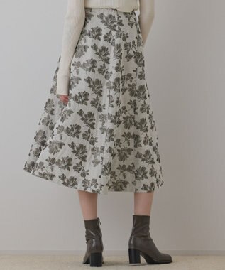 GRACE CONTINENTAL ラメフラワージャガードフレアスカート キナリ