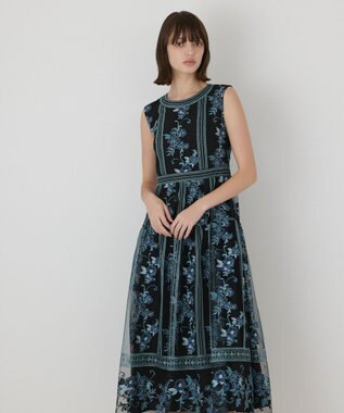 GRACE CONTINENTAL 【イベント店舗・ONLINE STORE先行アイテム】フラワーライン刺繍ドレス ブラック