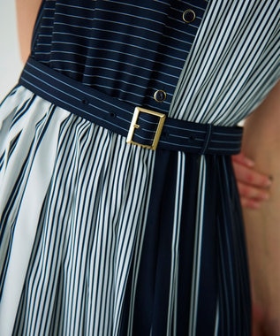 GRACE CONTINENTAL ストライププリントワンピース ネイビー