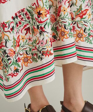 ラインフラワー刺繍ワンピース / GRACE CONTINENTAL | GRACE