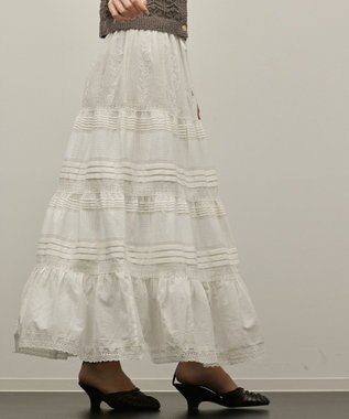 GRACE CONTINENTAL ピンタックティアードスカート ホワイト
