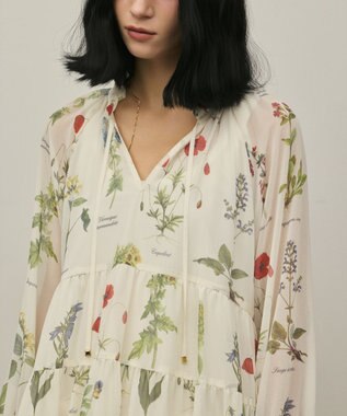 GRACE CONTINENTAL ボタニカルプリントチュニックトップ キナリ