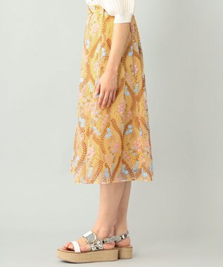 リーフフラワー刺繍スカート / GRACE CONTINENTAL | GRACE CONTINENTAL