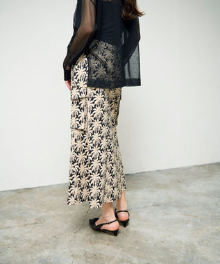 GRACE CONTINENTAL パームモチーフカーゴスカート ブラック