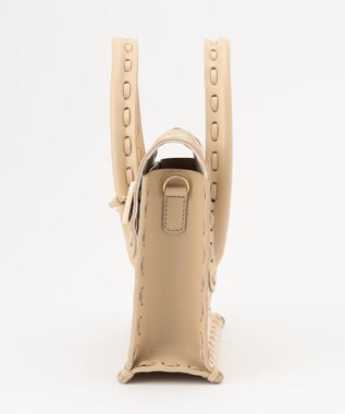 GRACE CONTINENTAL Mini Maestra. エクリュ