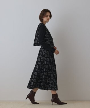 GRACE CONTINENTAL ラメフラワージャガードフレアスカート ブラック