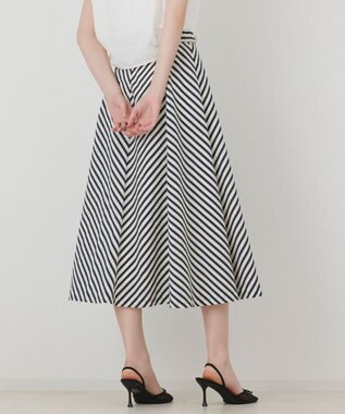 GRACE CONTINENTAL ストライプスカート ネイビー