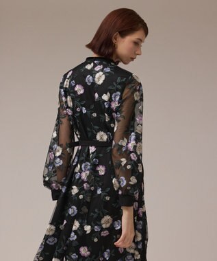 GRACE CONTINENTAL マルチ刺繍フレアワンピース ブラック
