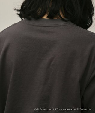 GRACE CONTINENTAL LIFEphotoTシャツ チャコール