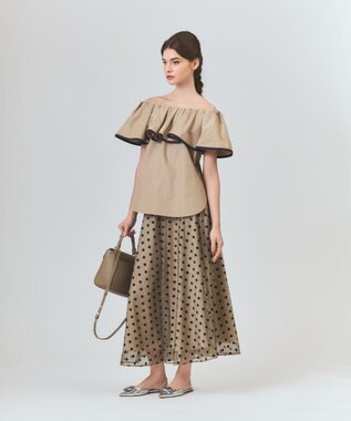 GRACE CONTINENTAL ラッフルトリミングブラウス ベージュ