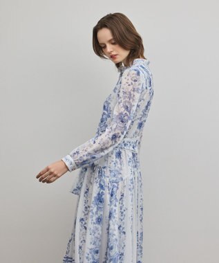 GRACE CONTINENTAL フラワープリントティアードワンピース ホワイト
