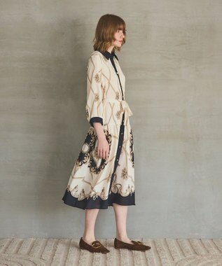 GRACE CONTINENTAL スカーフプリントシャツワンピース キナリ