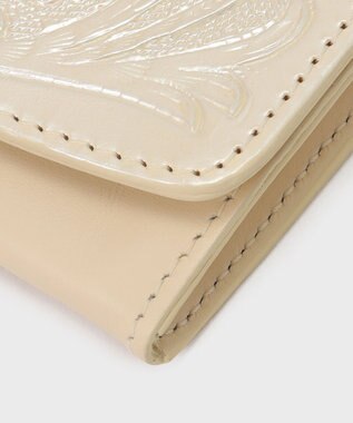 GRACE CONTINENTAL Snap Cardcase パールホワイト