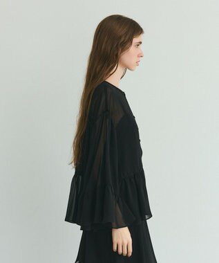 GRACE CONTINENTAL シフォンフリルポンチョ ブラック