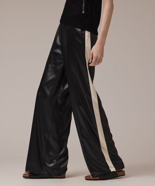 GRACE CONTINENTAL レザーライクパンツ ブラック