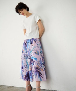 GRACE CONTINENTAL リゾートリーフプリントスカート ラベンダー