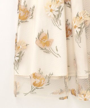 GRACE CONTINENTAL レトロフラワー刺繍ワンピース キナリ