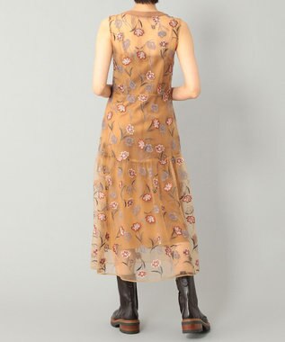 絶妙 グレースコンチネンタル シルエットフラワーレースドレス