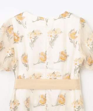 GRACE CONTINENTAL レトロフラワー刺繍ワンピース キナリ