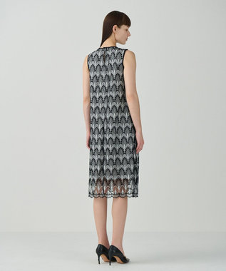 GRACE CONTINENTAL シャイニーリーフembドレス ブラック