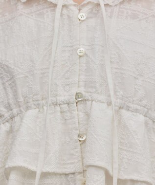 GRACE CONTINENTAL エンブロイダリーフリルブラウス ホワイト