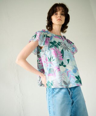 GRACE CONTINENTAL フルーツ刺繍トップ ブルー