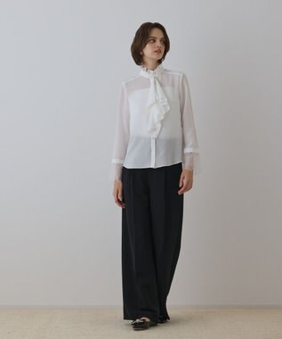 GRACE CONTINENTAL ラッフルブラウス ホワイト