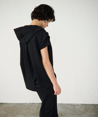 GRACE CONTINENTAL フードノースリーブ トップ ブラック