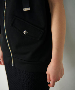 GRACE CONTINENTAL フードノースリーブ トップ ブラック