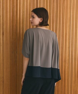 GRACE CONTINENTAL バイカラーアシメトップ カーキ